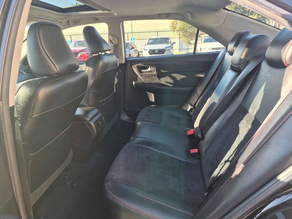 Used 2016 Toyota Camry XSE image 20