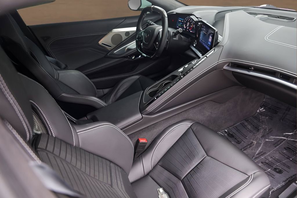 Used 2025 Chevrolet Corvette Z06 RWD image 24
