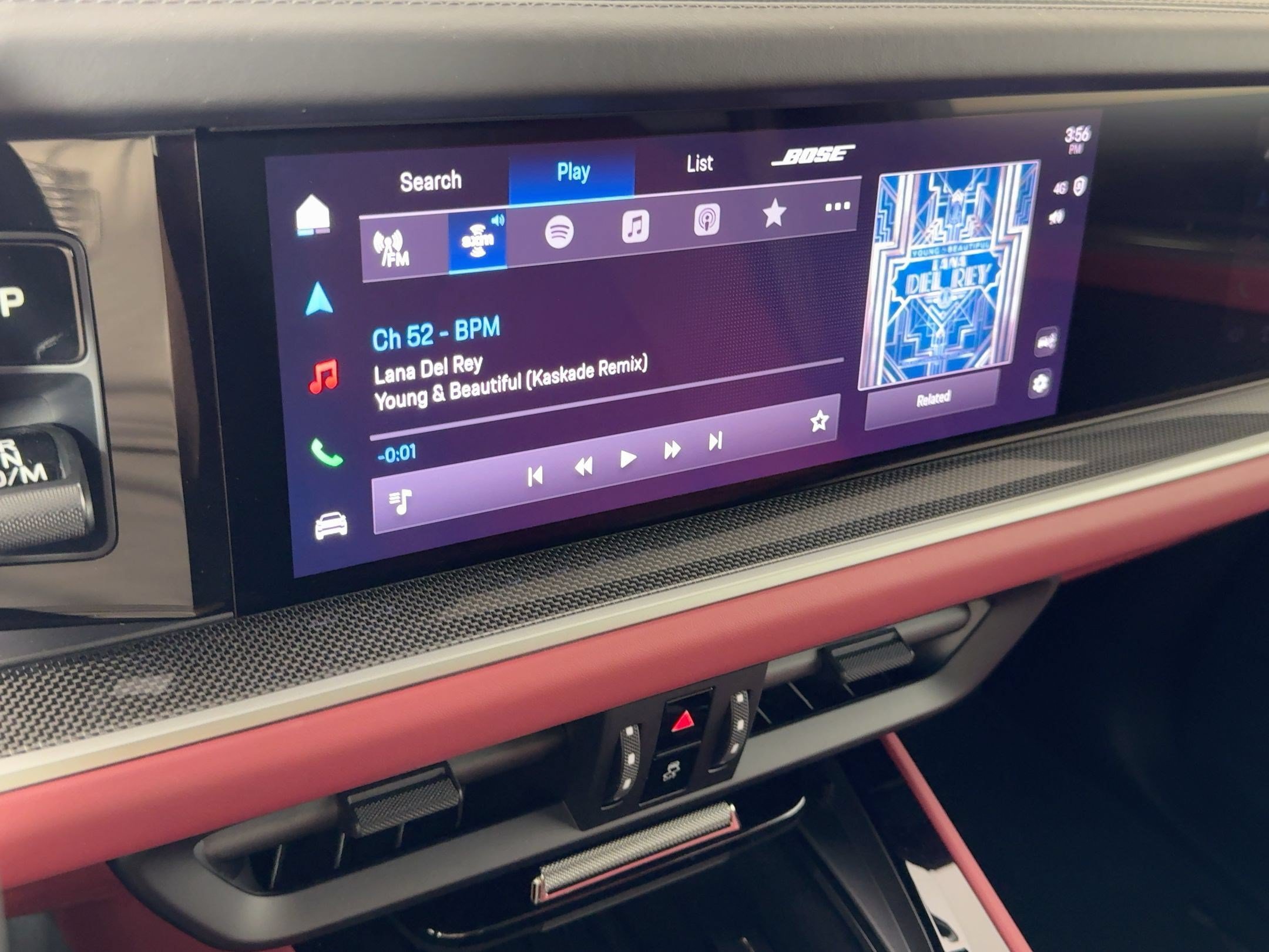 Certified 2025 Porsche Cayenne E-Hybrid AWD/4WD image 21