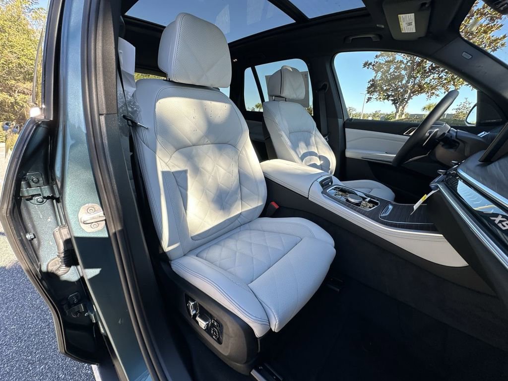 New 2026 BMW X5 xDrive40i w/ Climate Comfort Package image 29