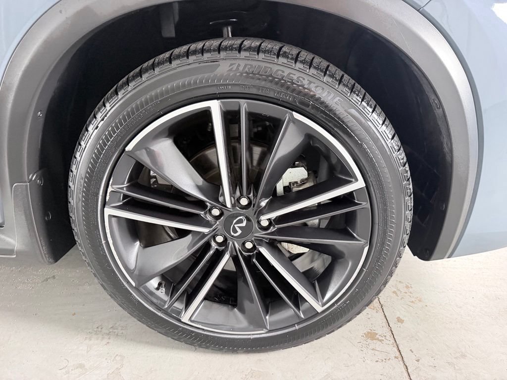Certified 2022 INFINITI QX55 Luxe w/ Cargo Package AWD/4WD image 5