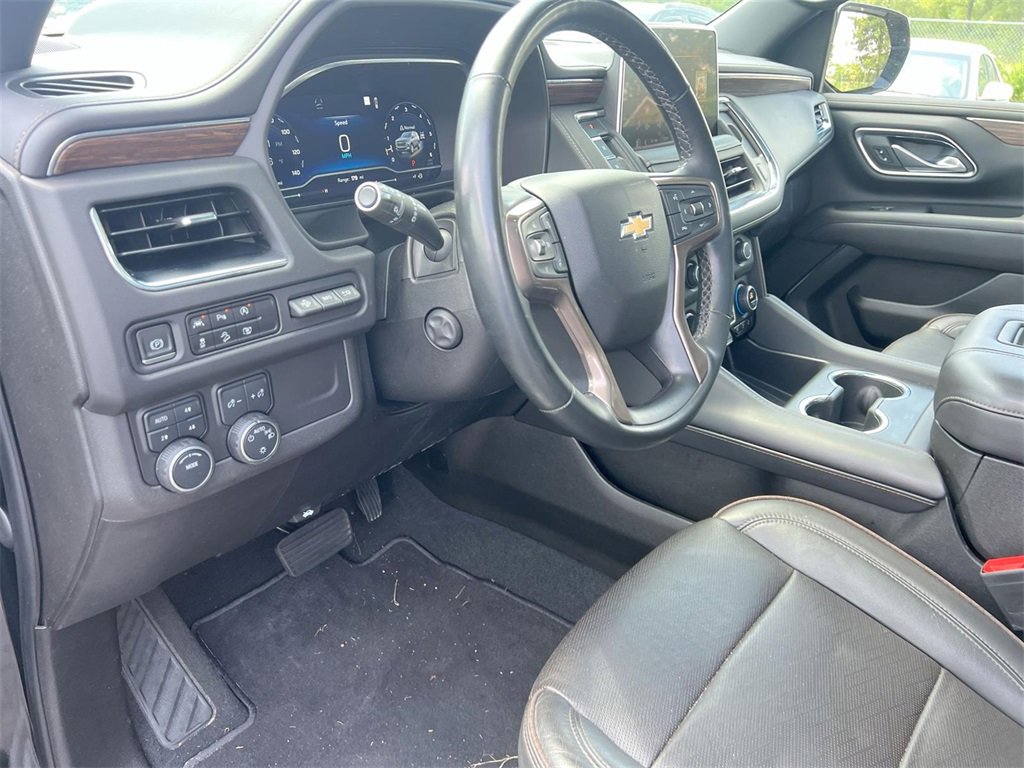 Certified 2023 Chevrolet Suburban High Country image 11