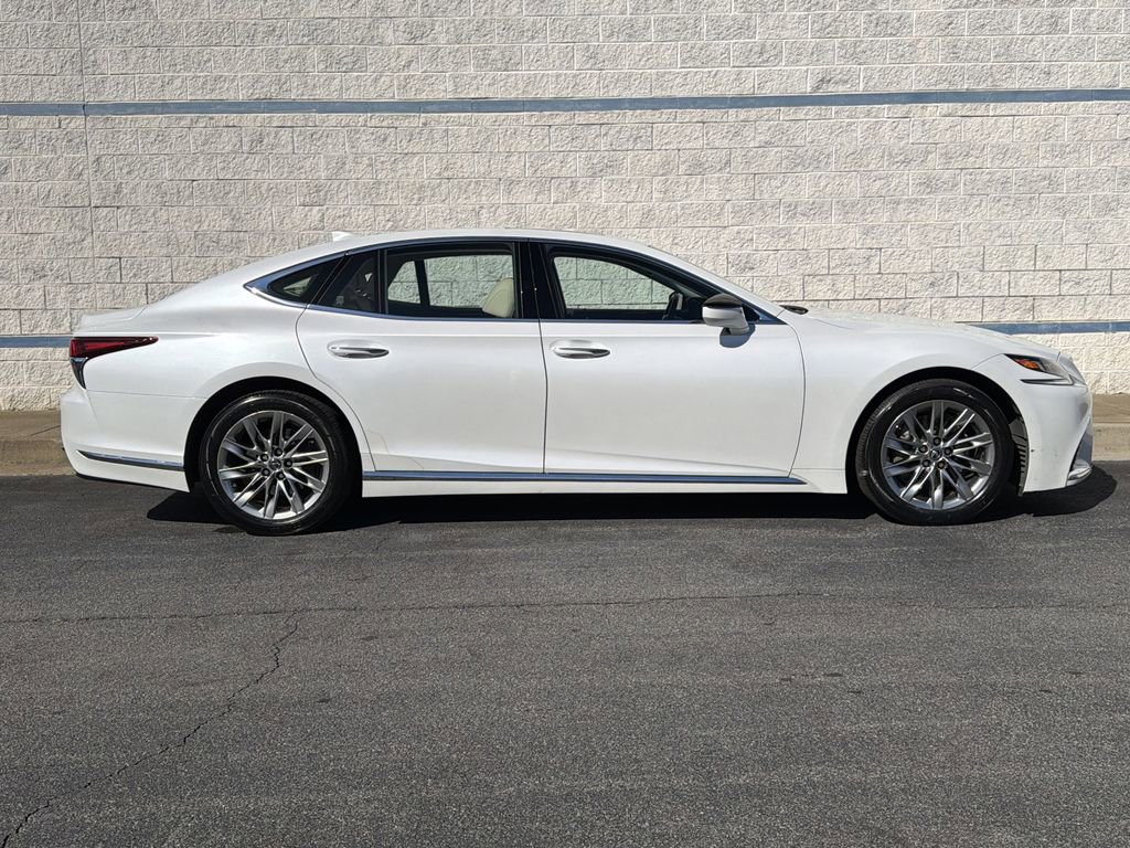 Used 2018 Lexus LS 500 w/ Accessory Package (Z2) image 8