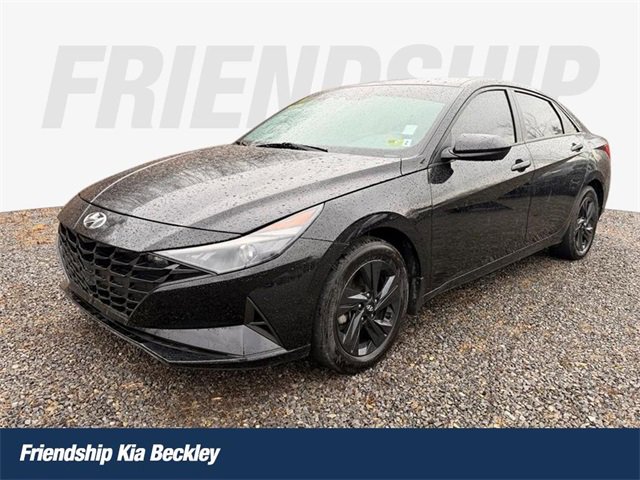 Used 2023 Hyundai Elantra SEL
