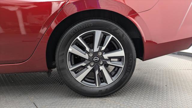 Used 2025 Nissan Versa SV image 29