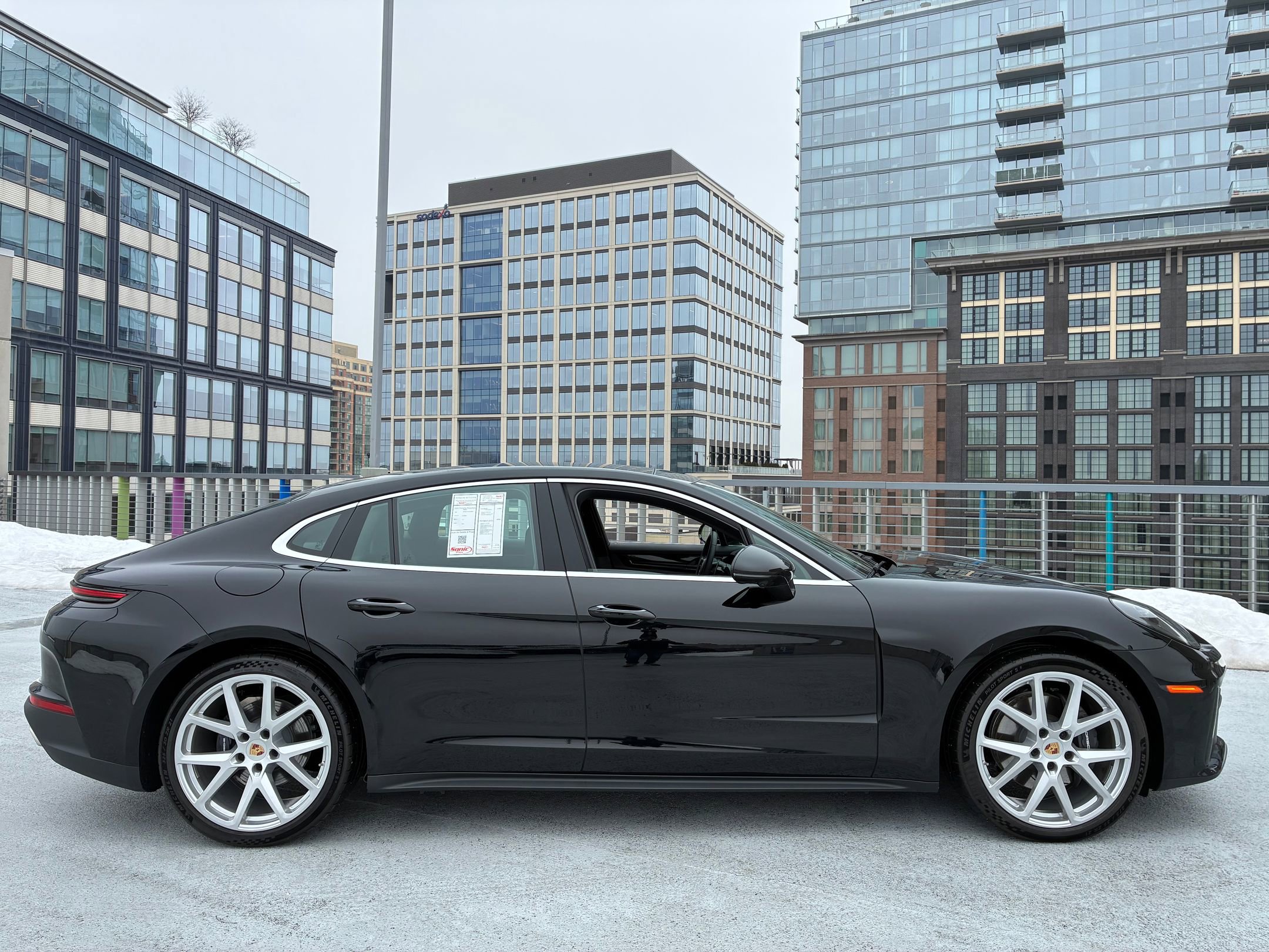 Certified 2025 Porsche Panamera 4 image 8