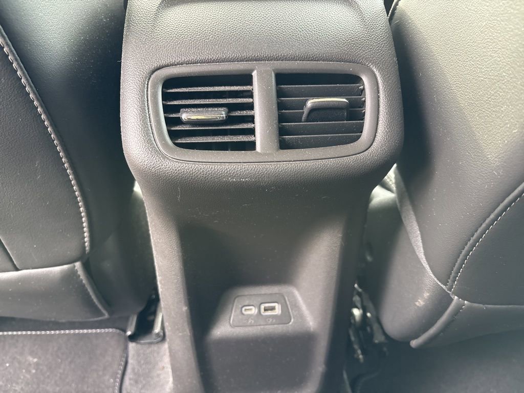 Used 2021 Buick Envision Essence w/ Sport Touring Package image 23