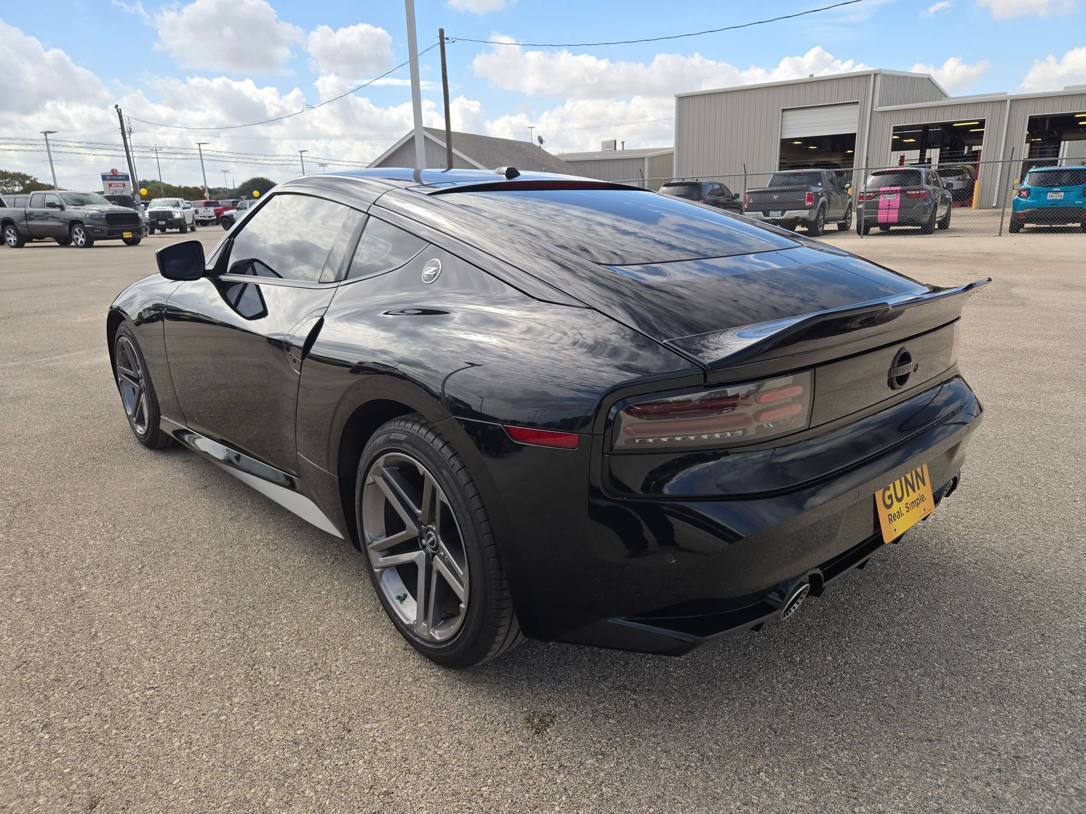 Used 2025 Nissan Z Sport w/ Floor Mat Package RWD image 5