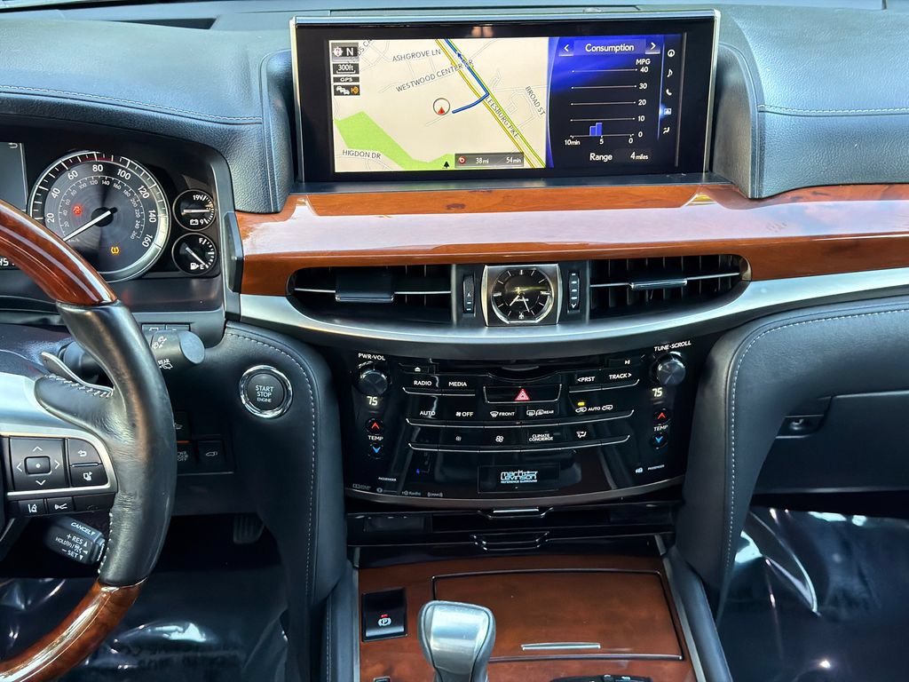 Used 2017 Lexus LX 570 4WD image 24