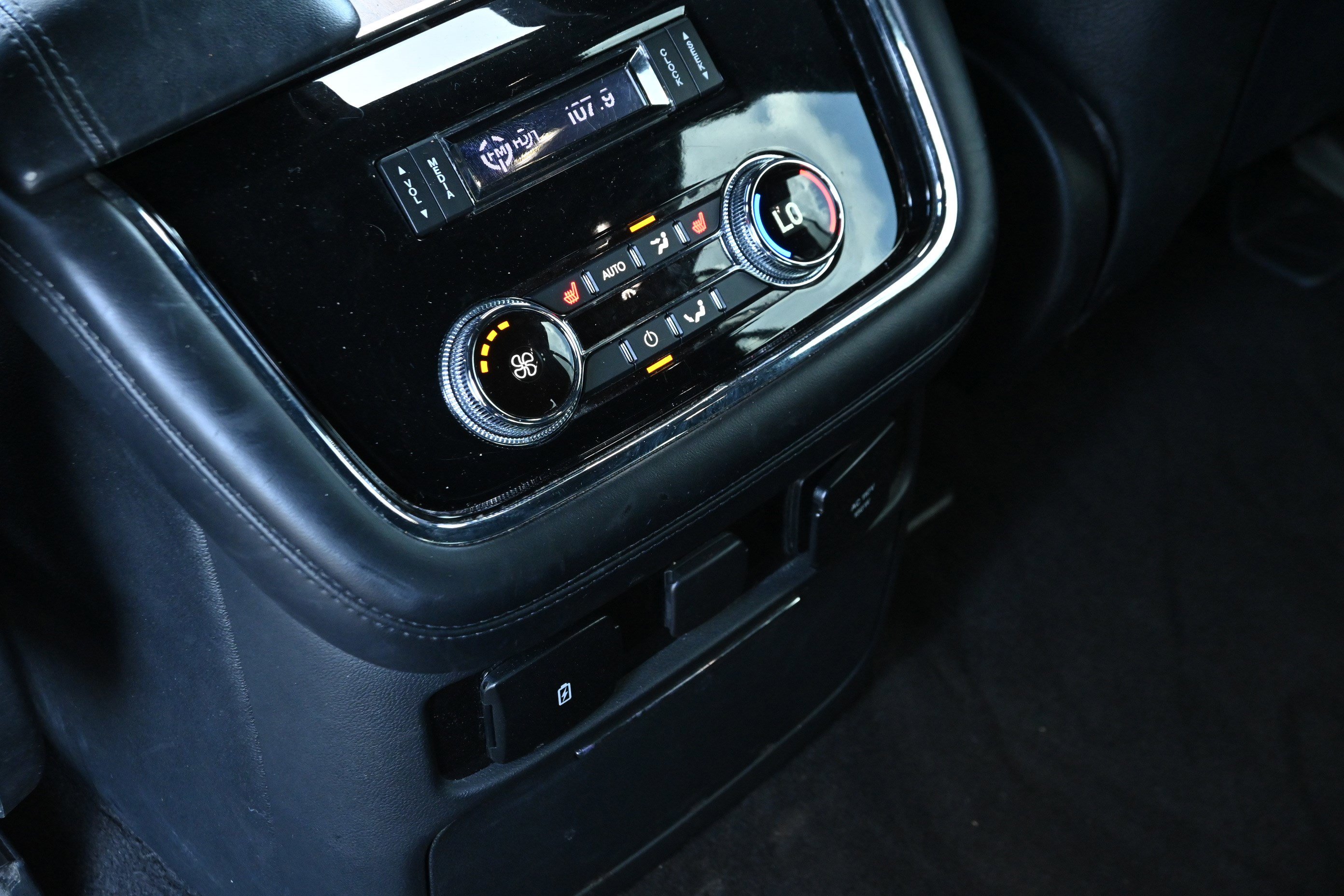 Used 2019 Lincoln Navigator Reserve AWD/4WD image 31