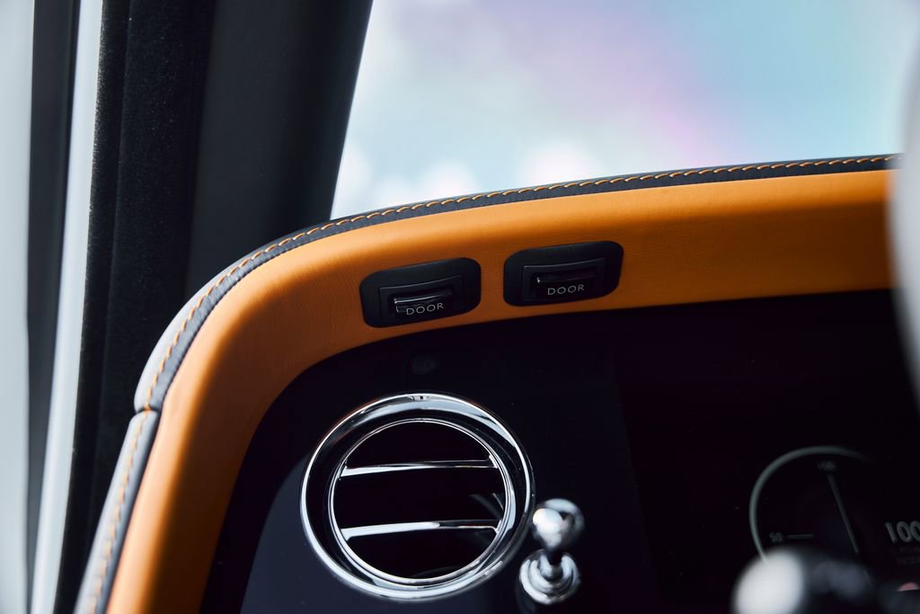 Used 2026 Rolls-Royce Cullinan AWD/4WD image 60