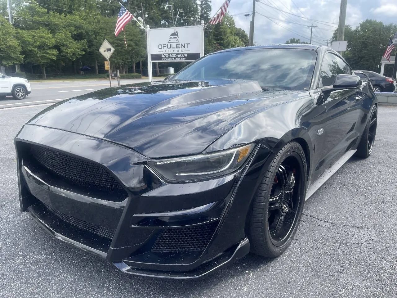 Used 2015 Ford Mustang GT Premium w/ Equipment Group 401A RWD image 3