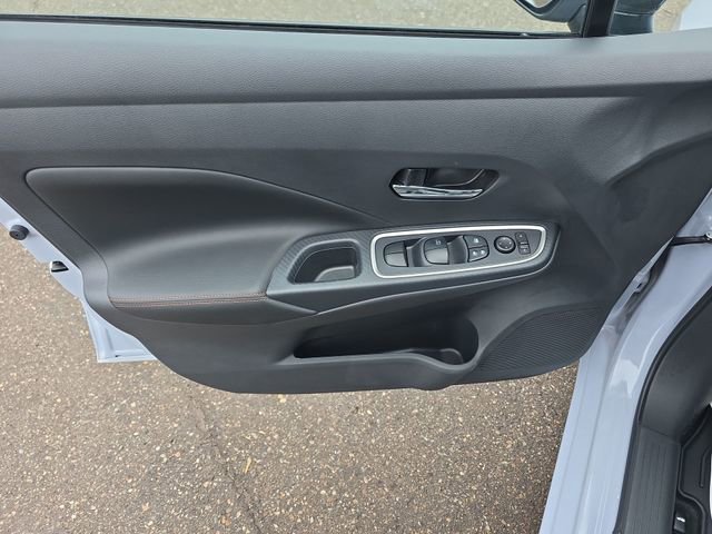 Certified 2025 Nissan Versa SR w/ Trunk Package FWD image 13