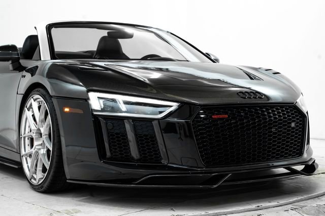 Used 2018 Audi R8 V10 plus image 18