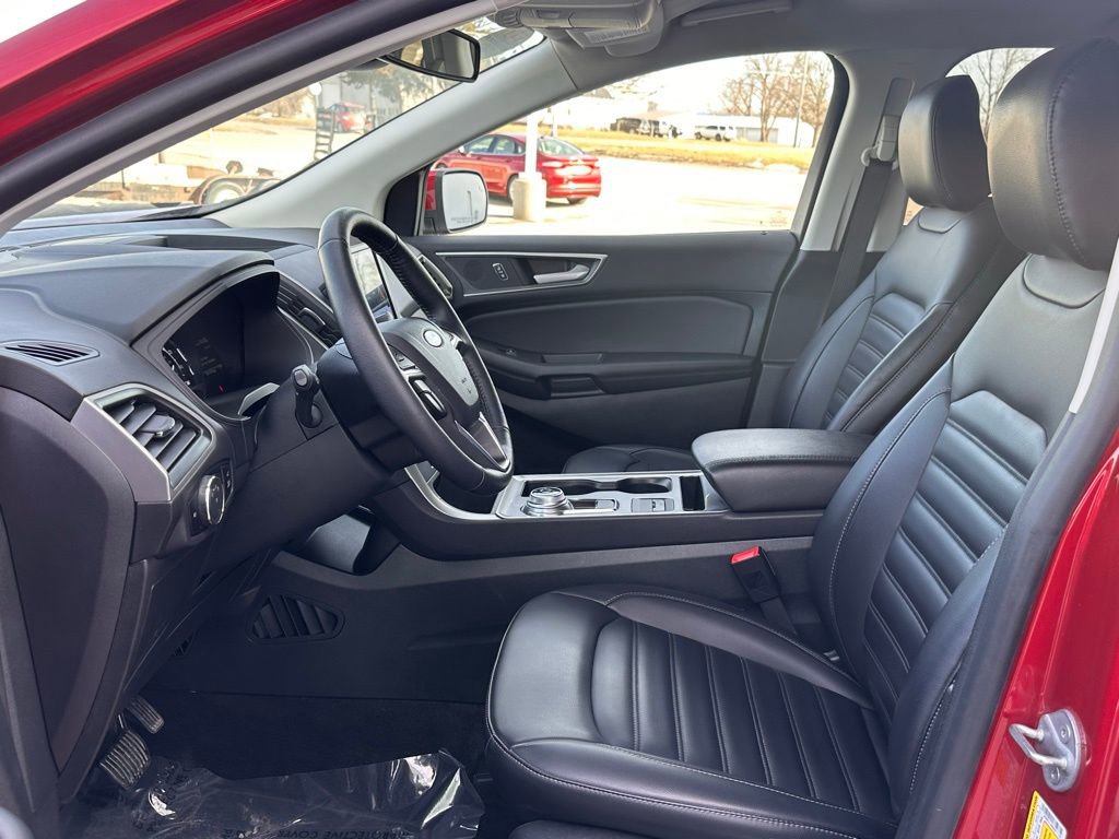 Certified 2024 Ford Edge SEL w/ Convenience Package image 11