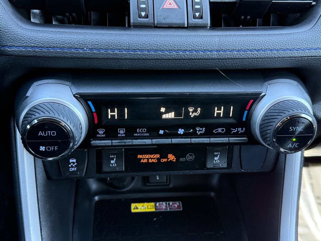 Used 2022 Toyota RAV4 XSE image 17