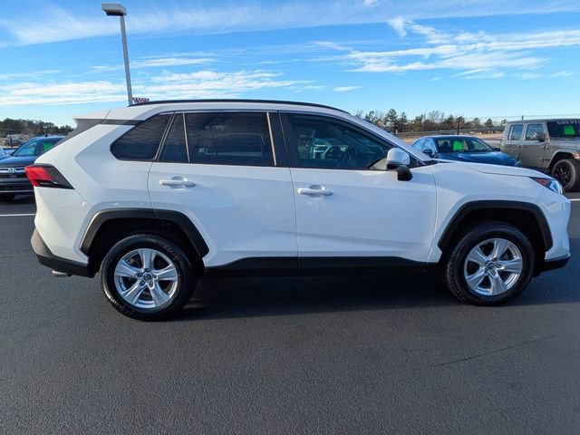 Used 2019 Toyota RAV4 XLE image 3