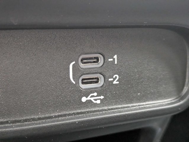 Certified 2026 Chrysler Pacifica Select FWD image 23