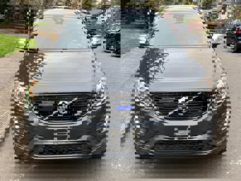 Used 2015 Volvo XC60 T6 R-Design Platinum image 4