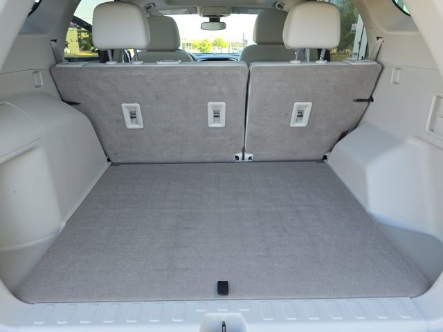 Used 2023 GMC Terrain Denali image 34