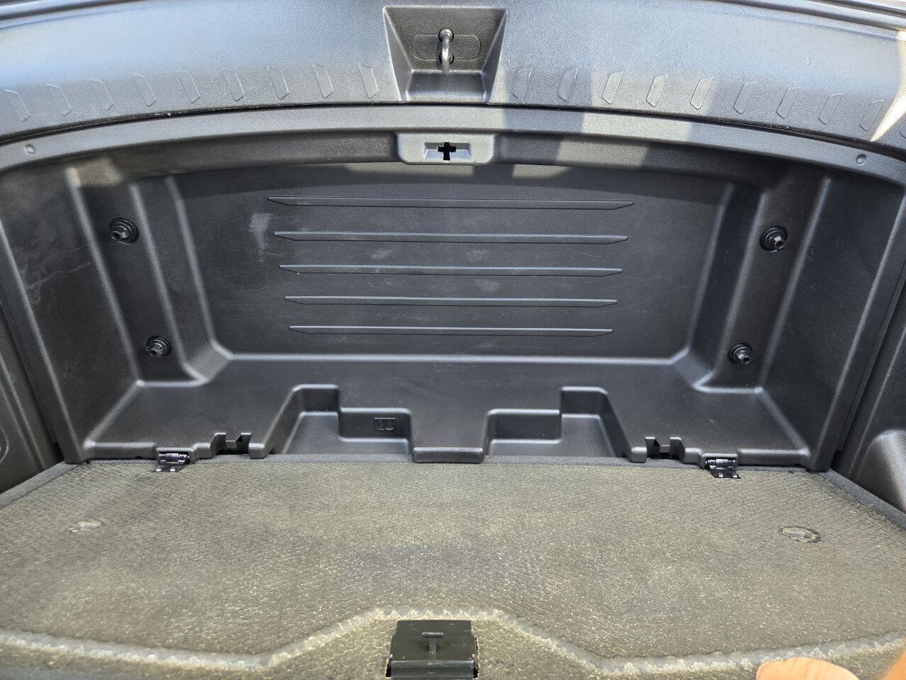 Used 2019 Chevrolet Traverse LT FWD image 48