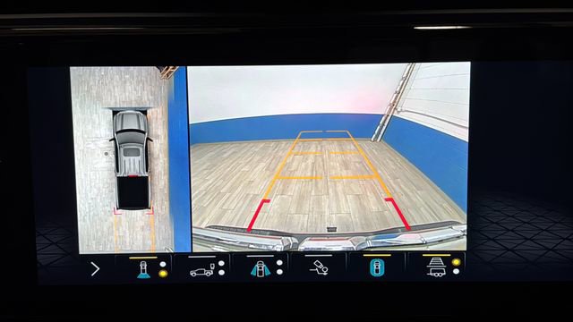 Used 2022 GMC Sierra 1500 AT4 w/ AT4 Premium Package image 14