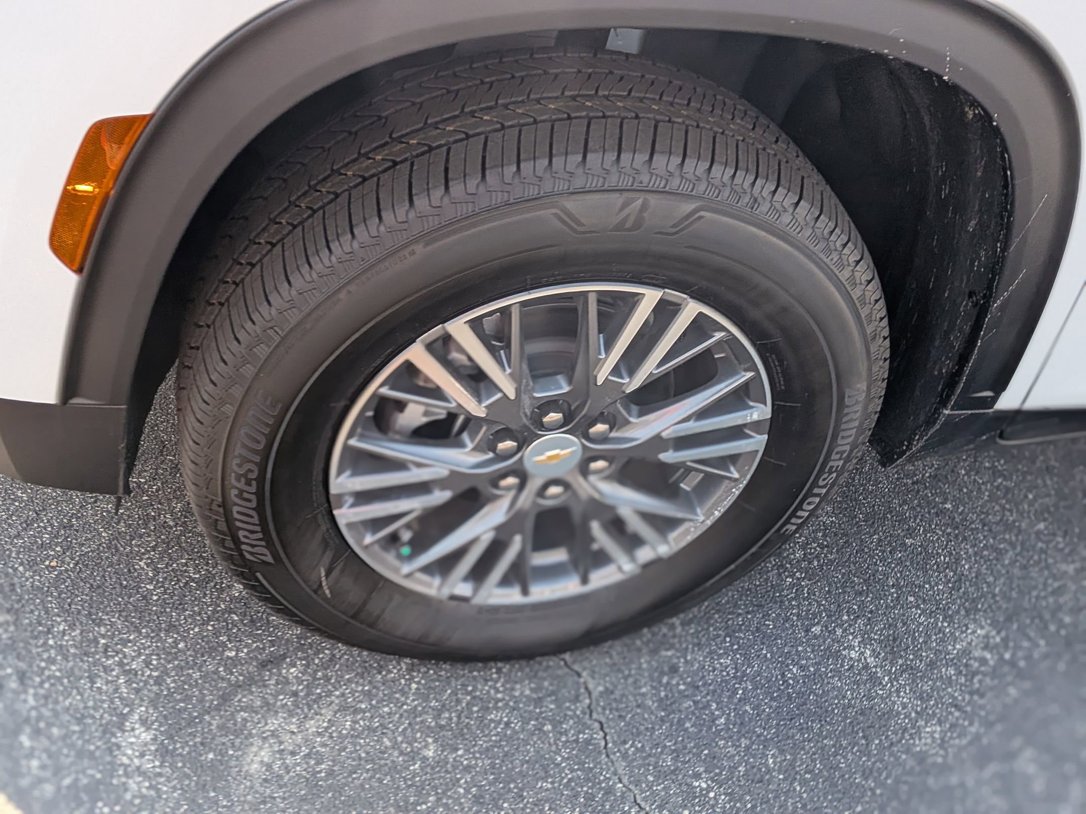 New 2026 Chevrolet Traverse LT w/ Driver Confidence Package FWD image 12