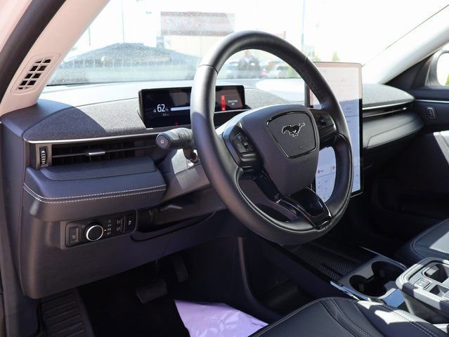Used 2025 Ford Mustang Mach-E Premium AWD/4WD image 22