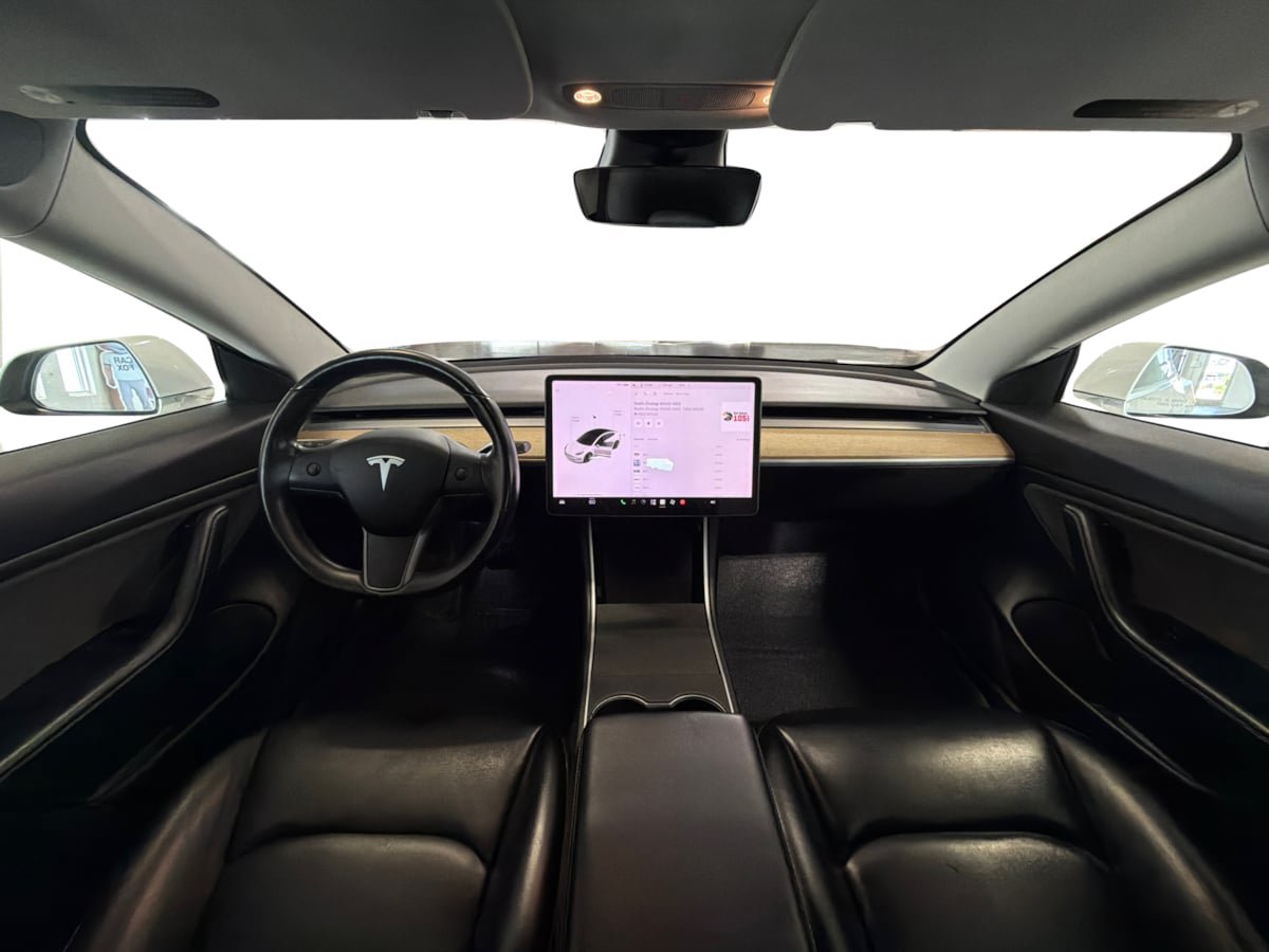 Used 2019 Tesla Model 3 Mid Range RWD image 16