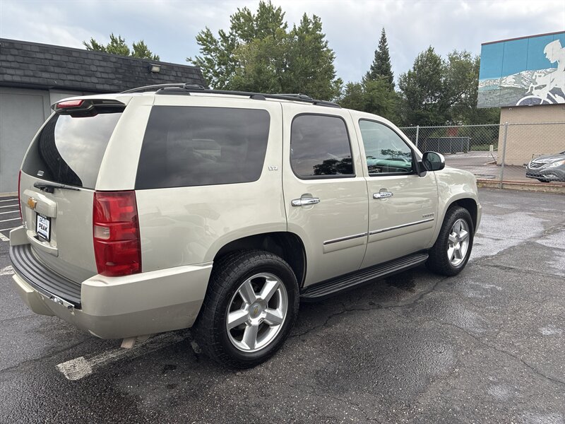 Used 2014 Chevrolet Tahoe LTZ AWD/4WD image 7