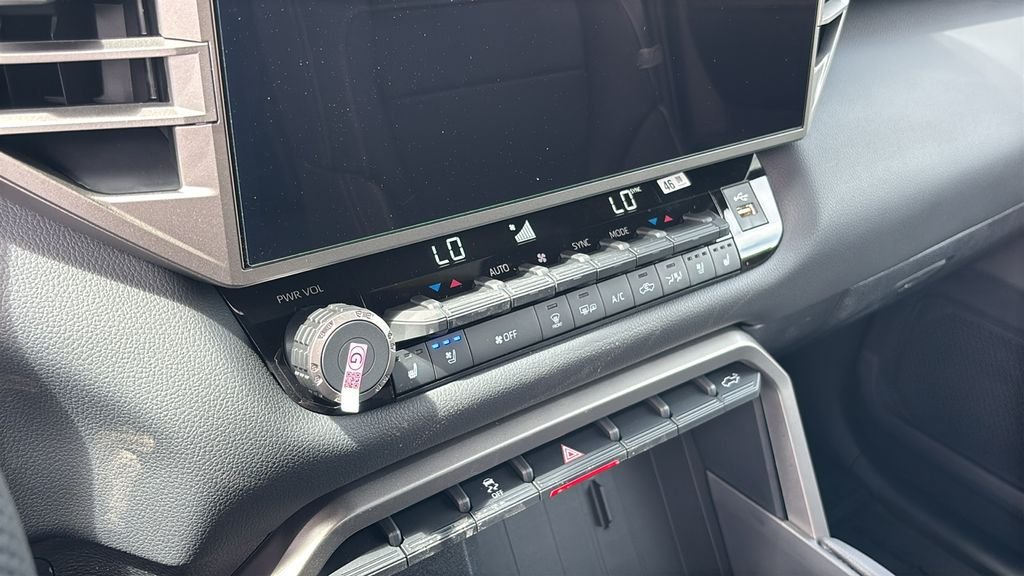 New 2026 Toyota Tundra Limited AWD/4WD image 21