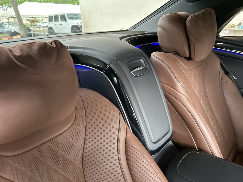 Used 2017 Mercedes-Benz Maybach S 550 4MATIC image 34