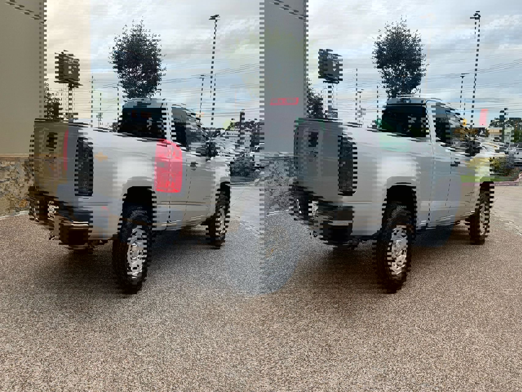 Used 2016 Chevrolet Colorado W/T w/ WT Convenience Package image 8