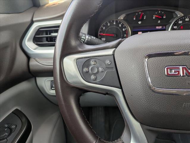 Used 2023 GMC Acadia SLT image 13