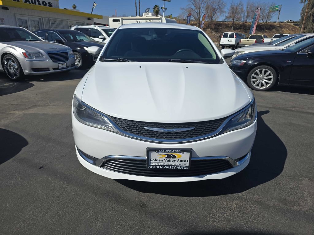 Used 2016 Chrysler 200 Limited w/ Convenience Group image 3