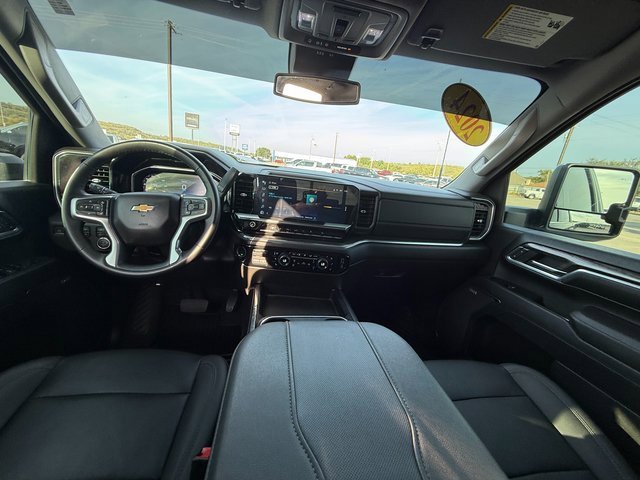 Used 2024 Chevrolet Silverado 2500 LTZ w/ LTZ Plus Package image 14