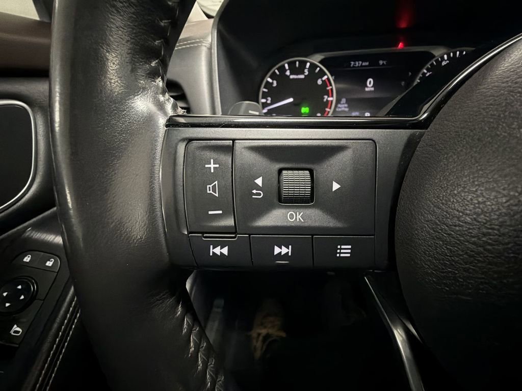 Used 2021 Nissan Rogue SV AWD/4WD image 50