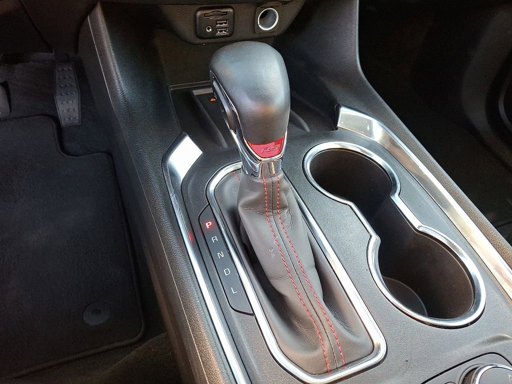 Used 2023 Chevrolet Traverse RS image 23