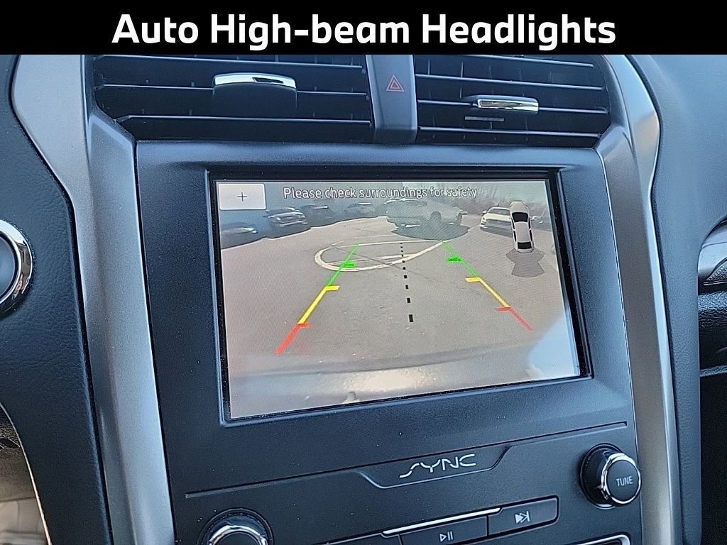 Used 2020 Ford Fusion SE image 14