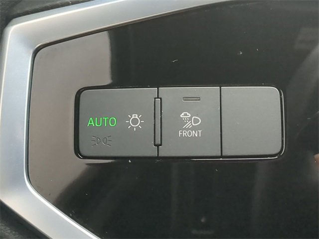 Used 2022 Audi Q3 2.0T Premium Plus w/ Premium Plus Package image 27