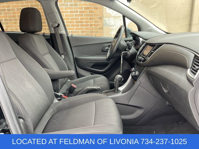 Used 2020 Chevrolet Trax LT image 25