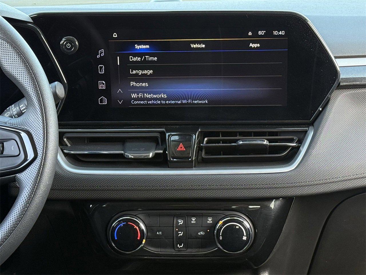 Used 2025 Chevrolet TrailBlazer LT image 16