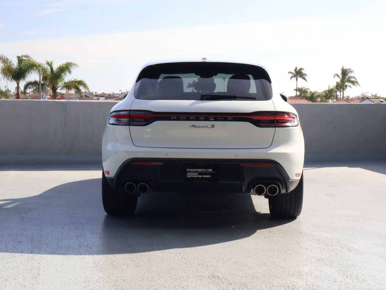 Certified 2024 Porsche Macan S AWD/4WD image 6