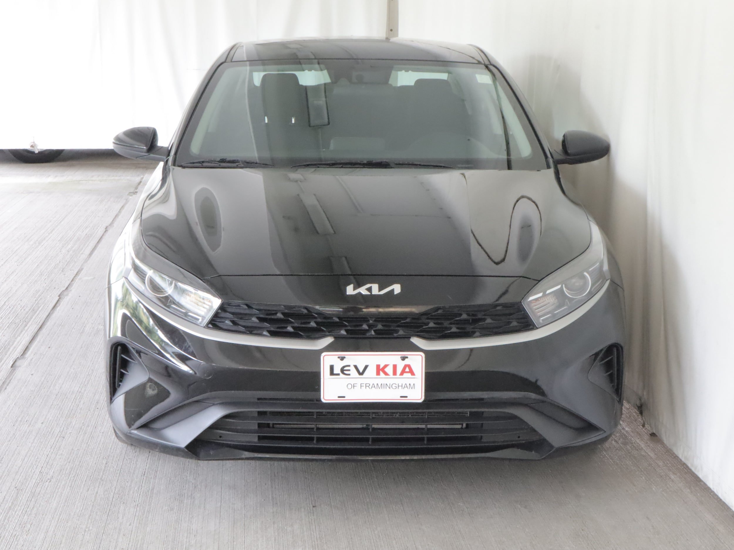 Used 2023 Kia Forte LXS FWD image 3