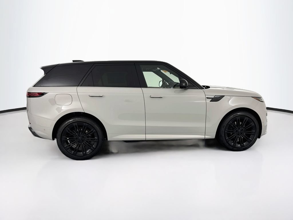 New 2027 Land Rover Range Rover Sport Dynamic SE AWD/4WD image 4