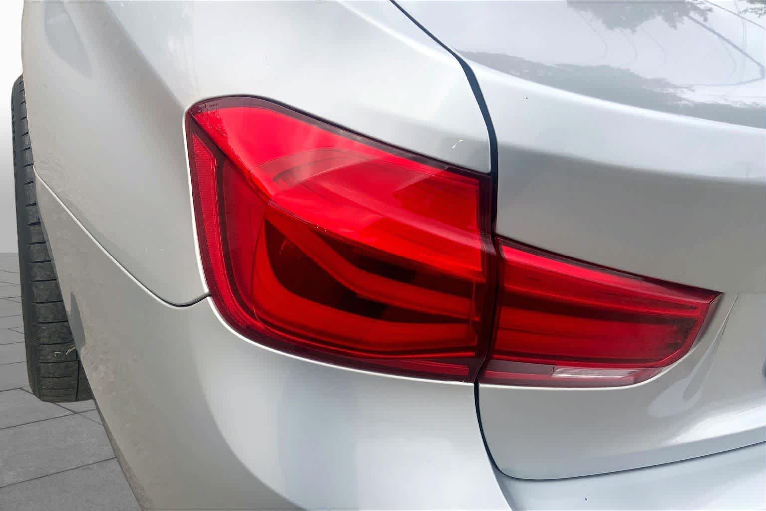 Used 2016 BMW 340i Sedan RWD image 28