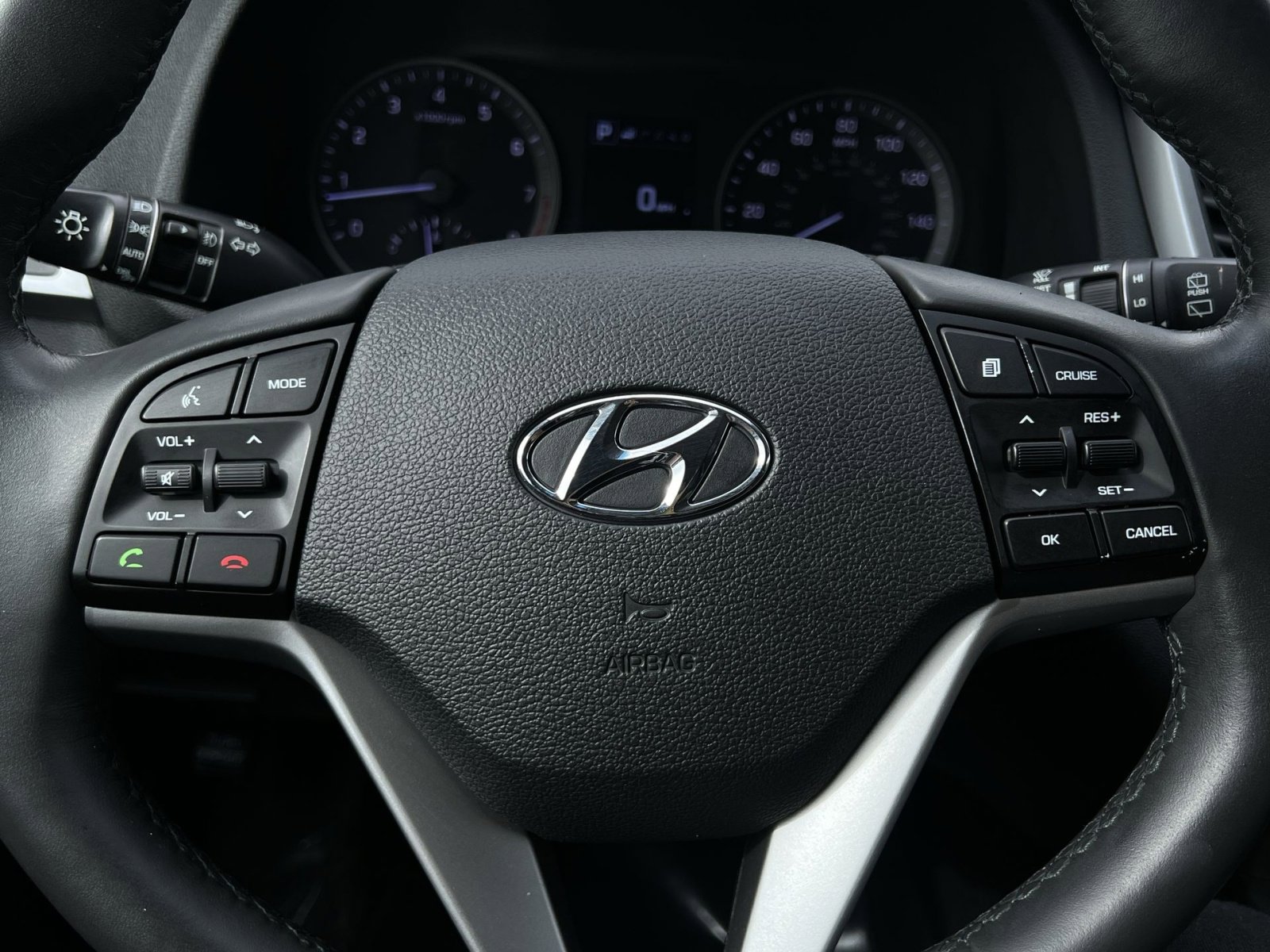 Used 2018 Hyundai Tucson Limited w/ Cargo Package FWD image 39