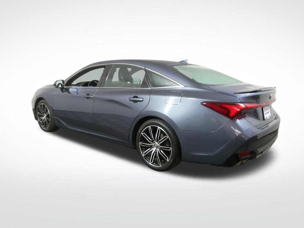 Used 2019 Toyota Avalon XSE w/ All Weather Liner Package FWD image 10