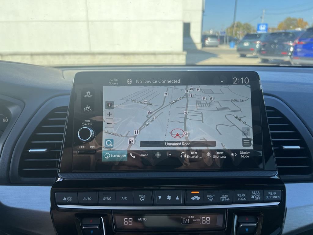 New 2026 Honda Odyssey Touring image 18