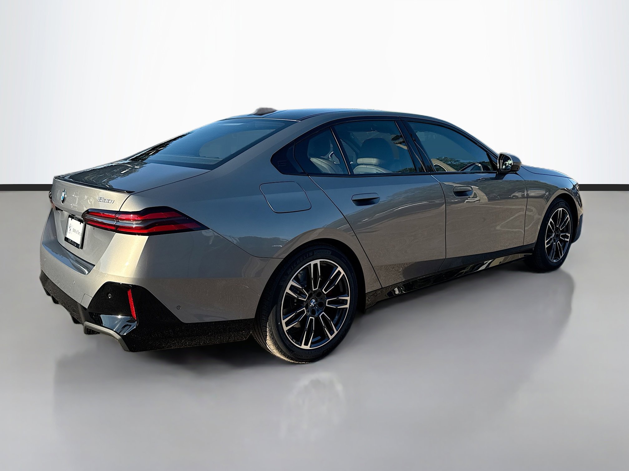 New 2026 BMW 530i w/ Executive Package image 3